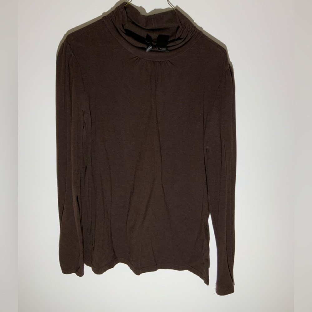 Women’s long sleeve blouse